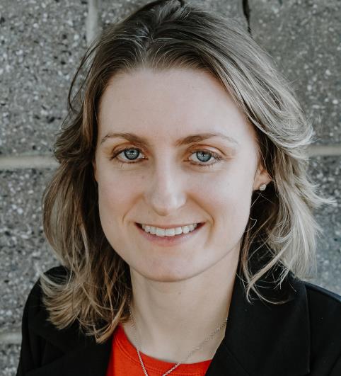 Amanda Mull - TEFL-Certified English Coach for IMGs | Volunteer Teacher in Kyangwali Refugee Camp, Uganda